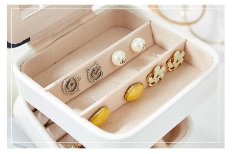 Jewelry Organizer13