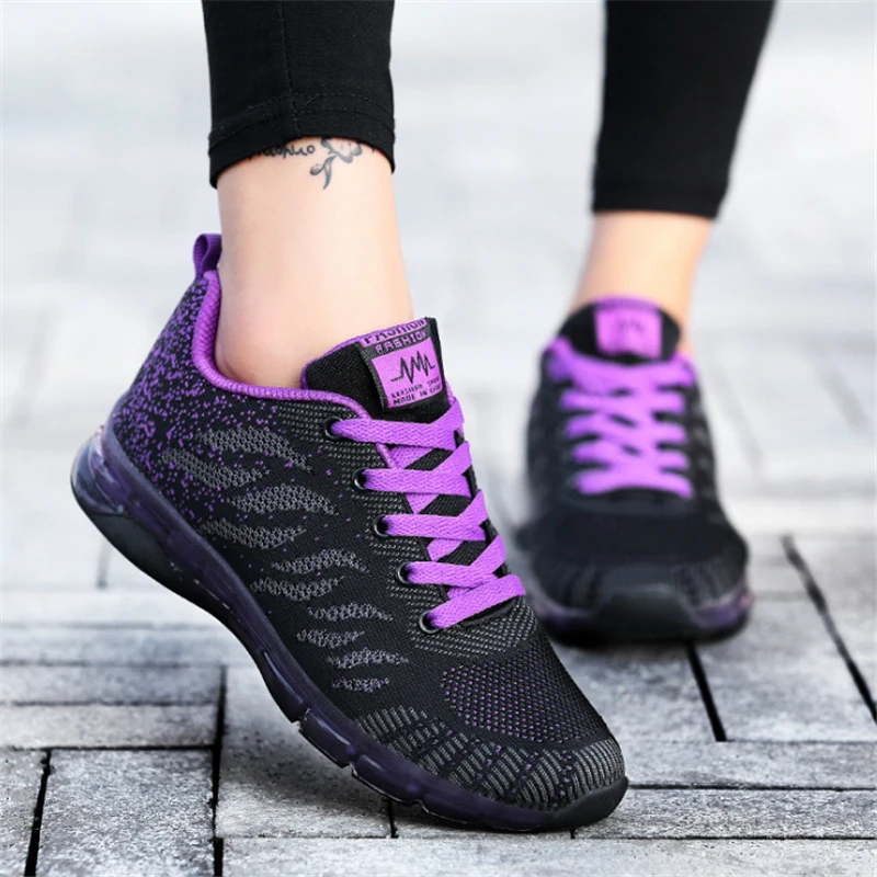 

Sport Sneakers For Adults Breathable Lightweight Running Shoes Women Sport Shoes Female Outdoor Walking Shoes 2018 Spring New