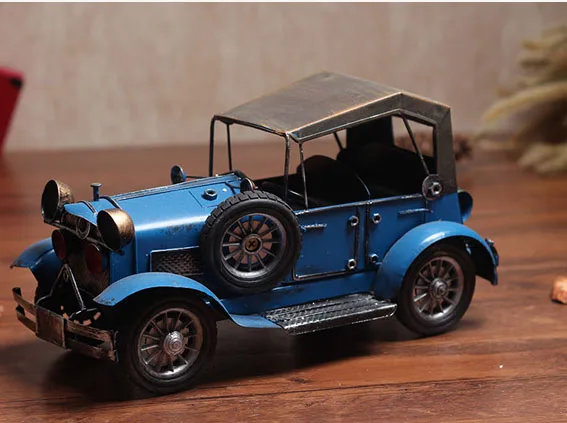 Vintage car 2-2