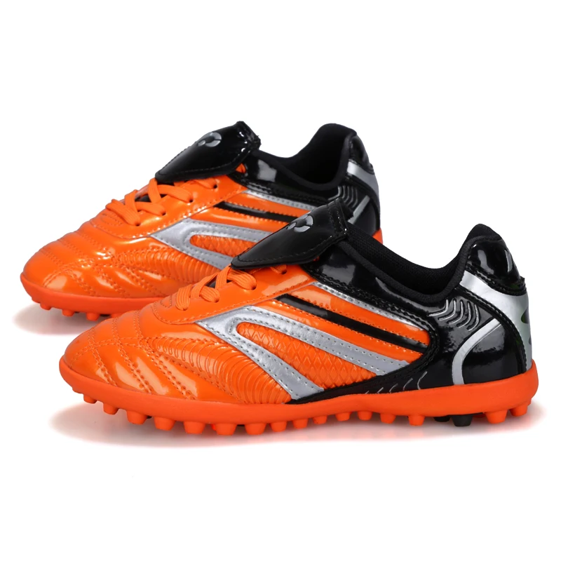

2019 New boys girls Soccer Shoes TF Hard Court Wearable Adult Men Kids Football Lady Training Boots Flat Indoor Futbol