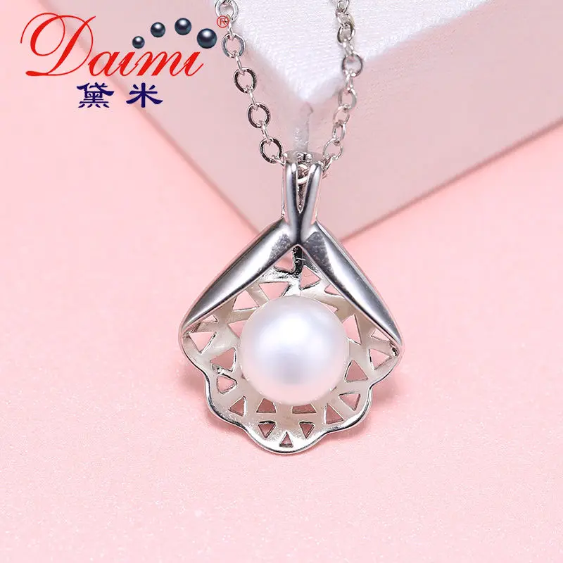 

DMCPFP005 8-9MM Pearl Pendant Necklace Leaf Shape Pearl Pendant For Women