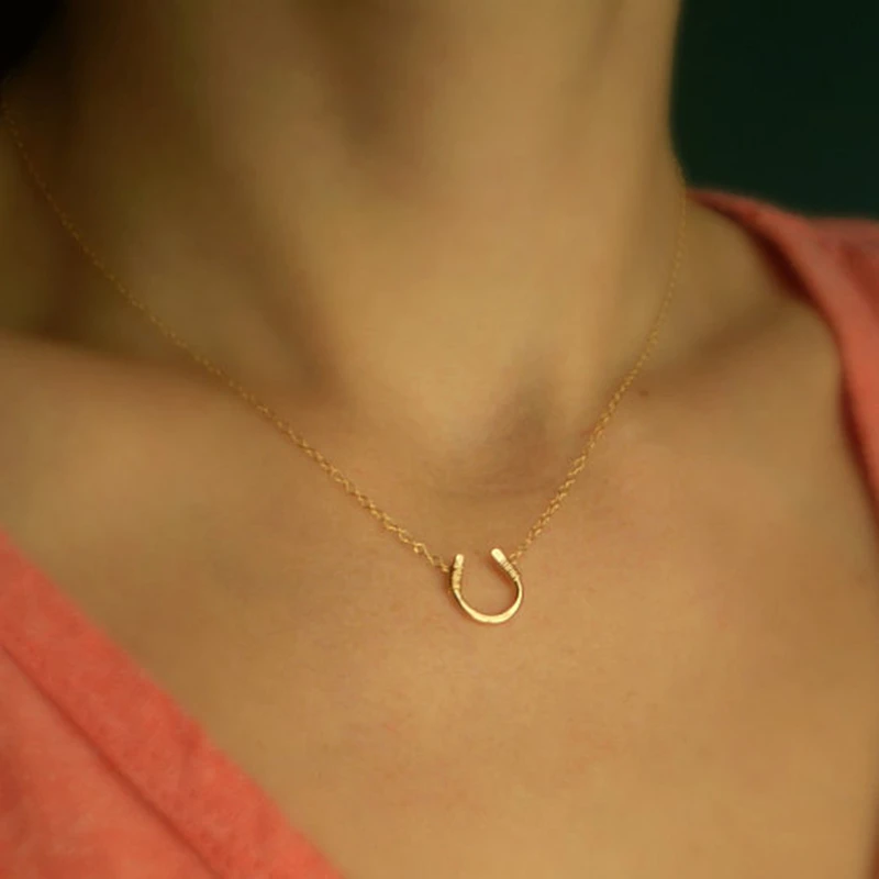 

Hammer Handmade letter Necklaces Personalized Gold Wrap Pendant Vintage Party Birthday Gift Choker Kolye Jewelry Women Riverdale