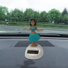 Гавайи девушка автомобиль на солнечных батареях танцы животных качающиеся анимированные поплавок танцор автомобиль Apr25 Прямая