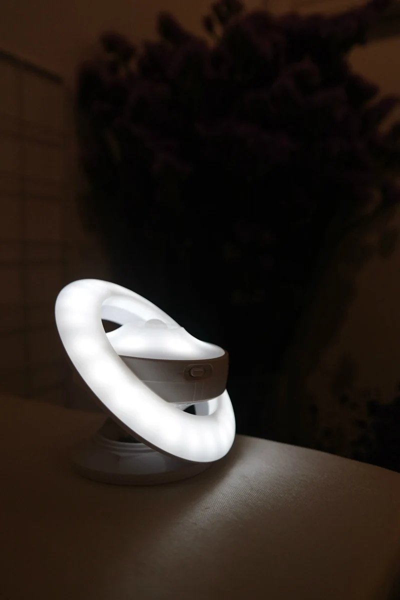 UFO Shape Motion Sensor Child Night Light 360 Degree Rotating Lamp Wall Hallway Closet Bedroom Battery Powered LED Night Light (9)