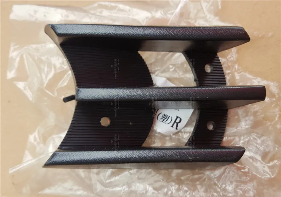 Для Montero sport fog lamp base для Mitsubishi pajero передний пластиковый туман лампа кронштейн 2000
