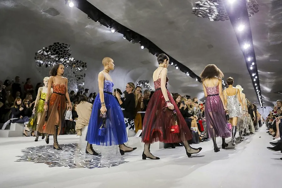 PFW-2018SS-32-Dior-bag