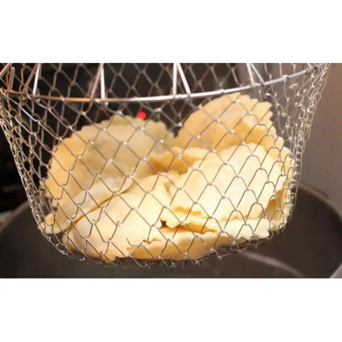 1pcs Foldable Fry Basket Steam Rinse Strain mesh basket Strainer Net Stainless Steel Colander Kitchen Cooking Tools 23x23 x12cm