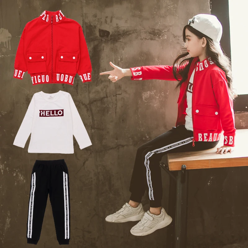 

Three pieces of girls' casual wear for spring 2019