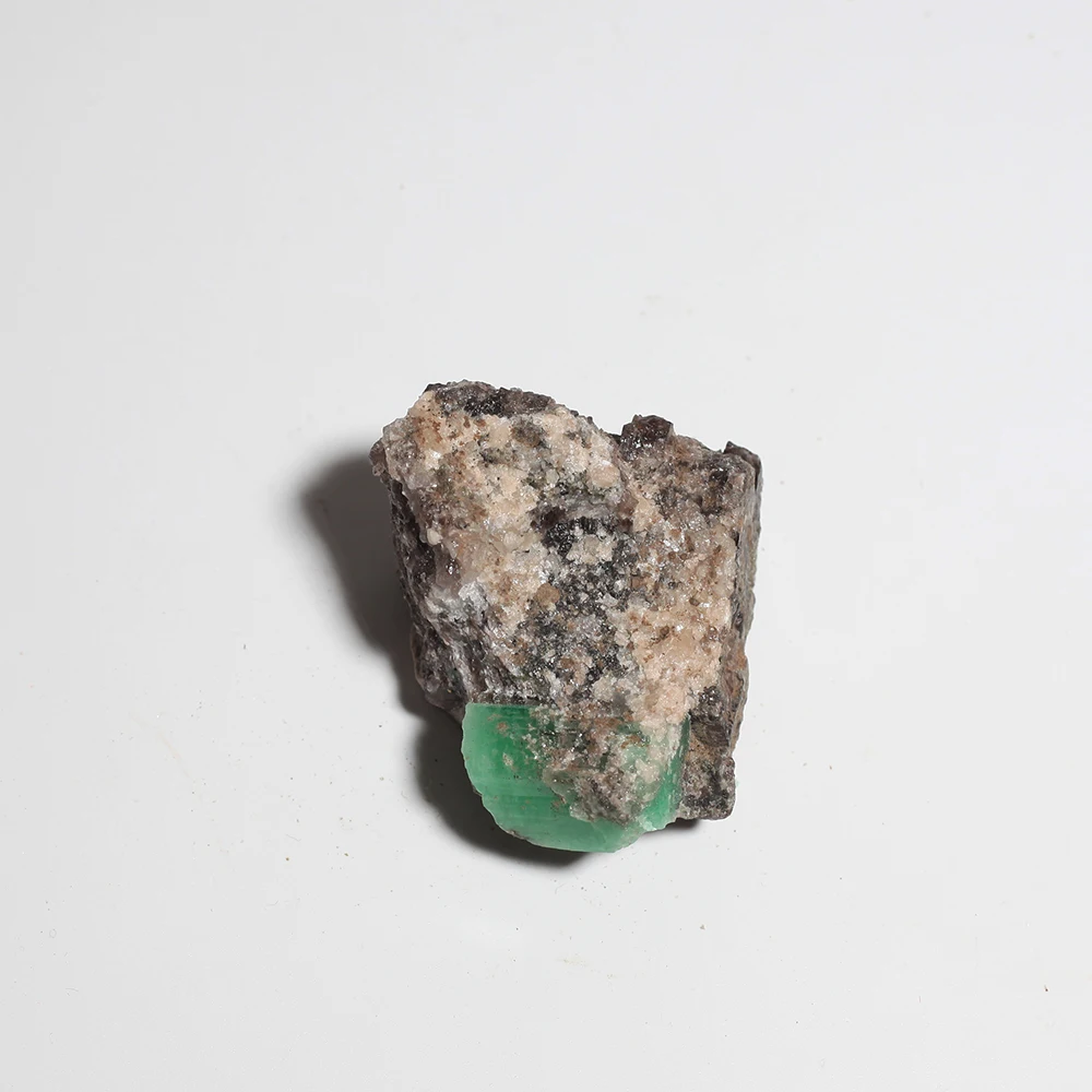 

91.5g NATURAL Stones and Minerals Rock Emerald green symbiosis with quartz crystal gem stone ore sample collection Y4-38