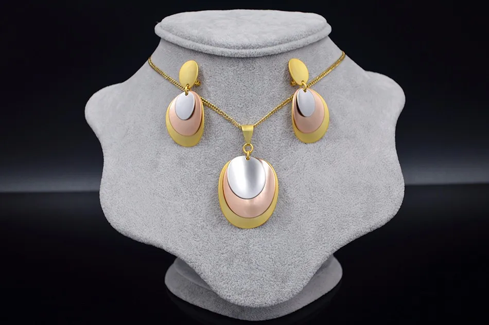 Jewelry sets (1)