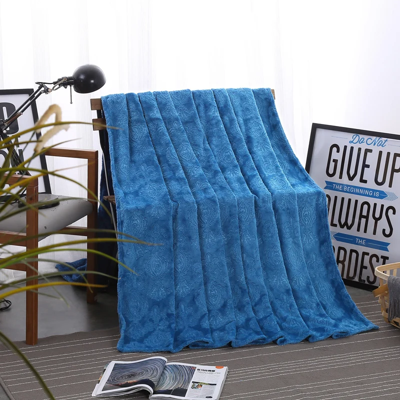 

High quality plush bedspread blanket 200x230cm High Density Super Soft Flannel Blanket to on for the sofa/Bed/Car