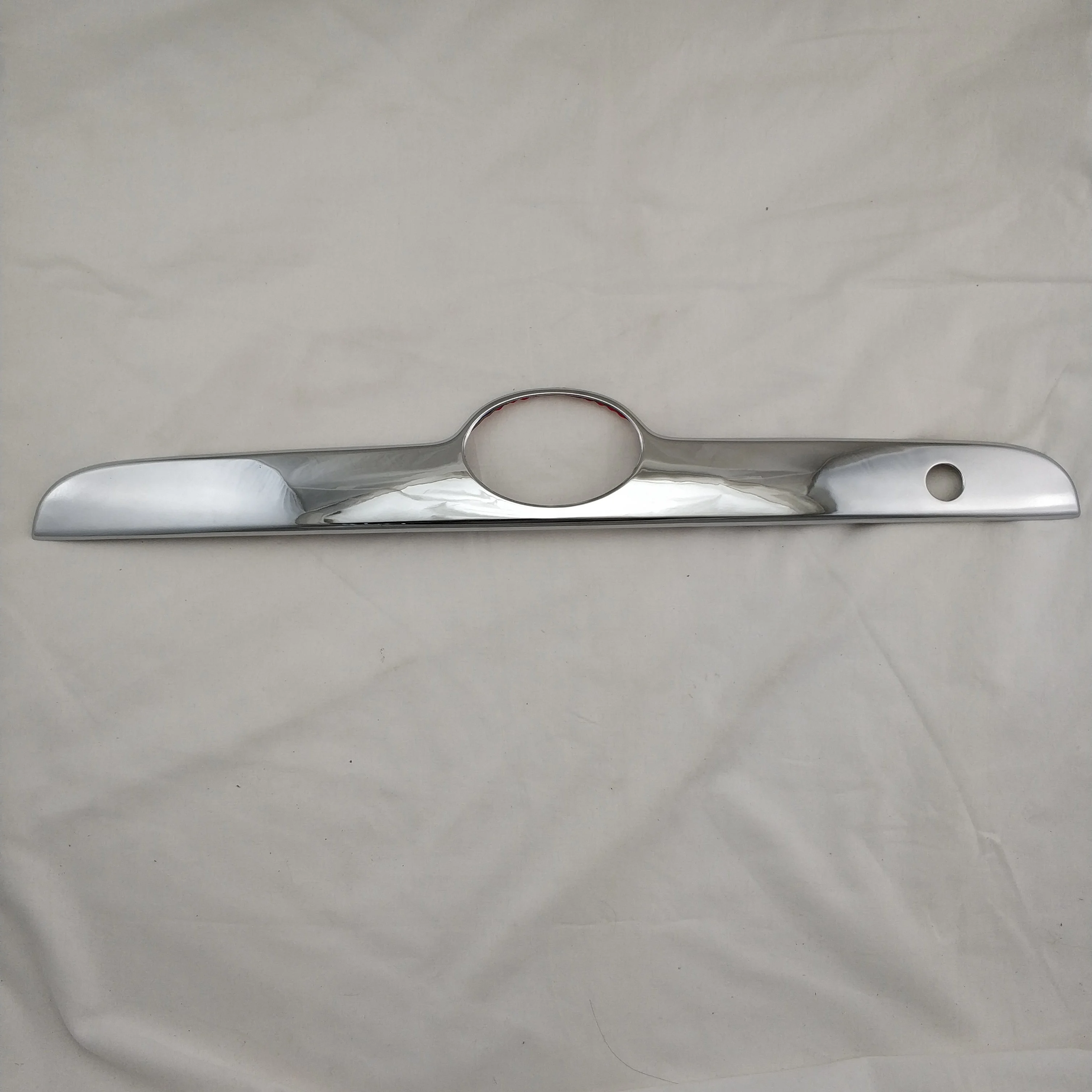 

1PCS ABS Chrome Rear Trunk Lid Cover Car For Americas and parts of Asia Toyota corolla altis 2003 e130