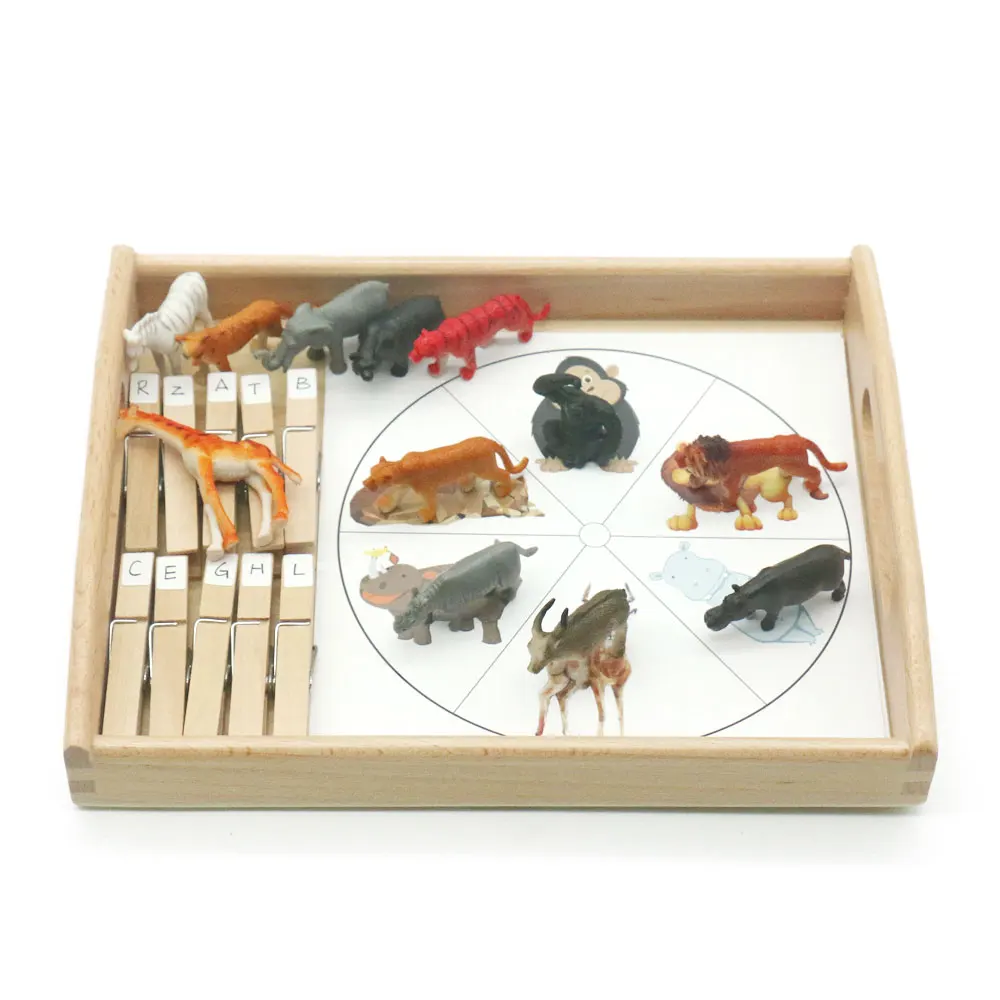 

Montessori Animal Cards Clip Set with Tray Words Learning Material Preschool Educational Toys Juguetes Montessori MC0864H