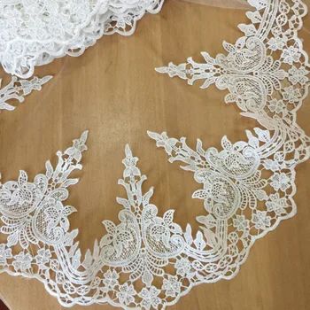 

3 yards/lot Exquisite Off White Water Soluble Embroidery Lace Wedding Dress First Yarn DIY Clothing Accessories 17cm Wide