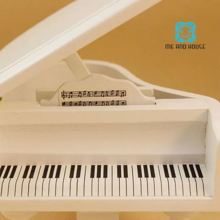 Деревянный кукольный домик Миниатюрный Музыкальный инструмент белый или черный деревянный Малый пианино и стул 1/12 весы