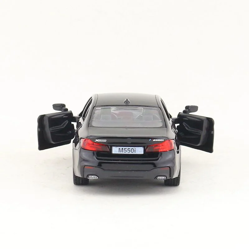 M550i (9)