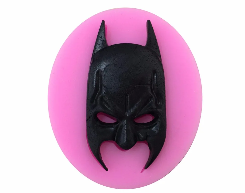 1pcs Batman Shape Silicone Cake Mold Fondant Mold Cake Decorating Tools