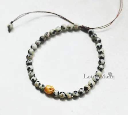 

Lotusmann Speckle Stone Mix Skull Single Wrap Bracelet
