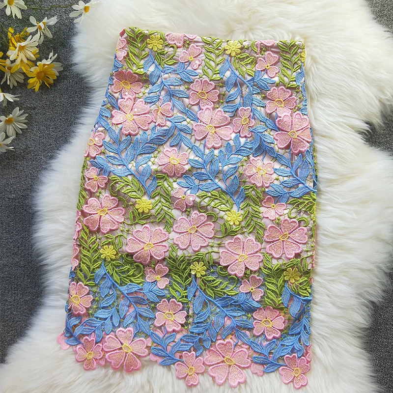 

Luxury Designing Elegant Women Top Quality Colorful Floral Embroidery Mini Slim Straight Sweet Skirt