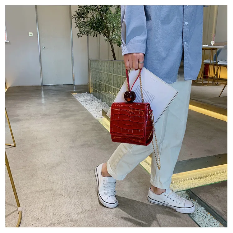 العلامة التجارية الاكريليك الخرز التمساح النساء حقائب شيك حقائب للنساء 2019 سلسلة أكياس Crossbody للنساء اليد مخلب سيدة حقائب العلامة التجارية الاكريليك الخرز التمساح النساء حقائب شيك حقائب للنساء 2019 سلسلة أكياس Crossbody للنساء اليد مخلب سيدة حقائب