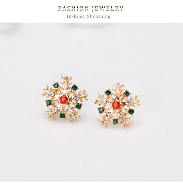 Women’s Zinc Alloy Snowflake Stud Earrings