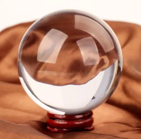 

40mm Rare Clear Natural Stones Feng Shui Crystal Ball And Minerals Amber Raw Quartz Crystals Figurines Ball Gifts Products
