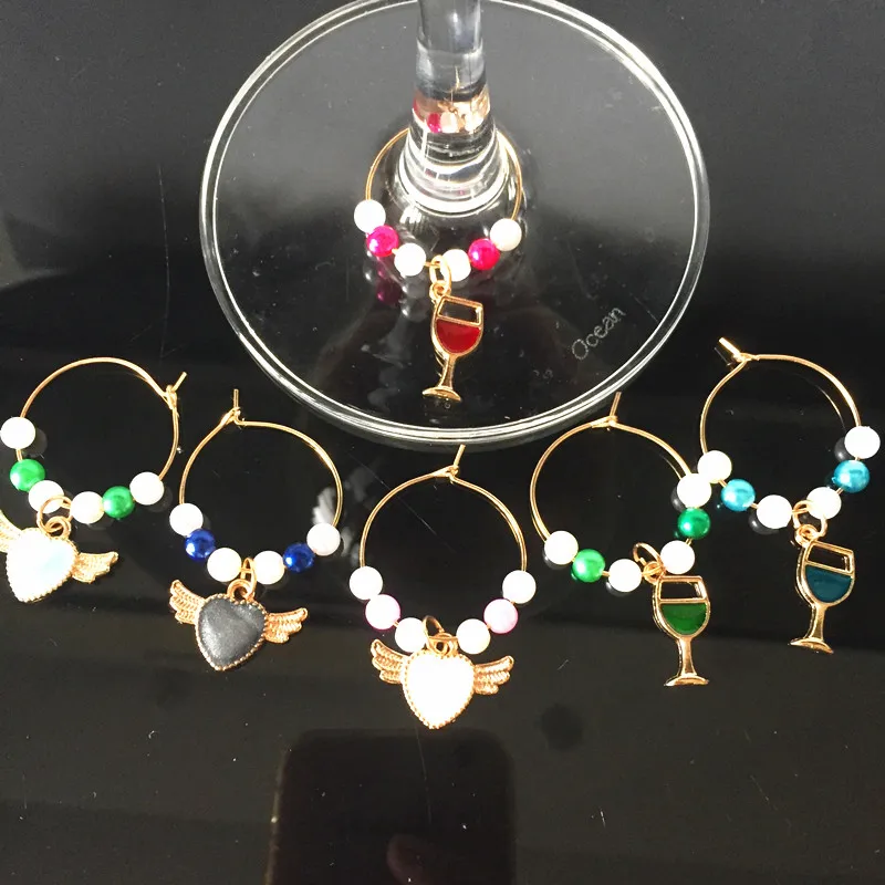 Wine charms 6PCS New Fashion Design Wine Glass Charms Rings Marker Christmas Party Bar Table Decorations Christmas Gift