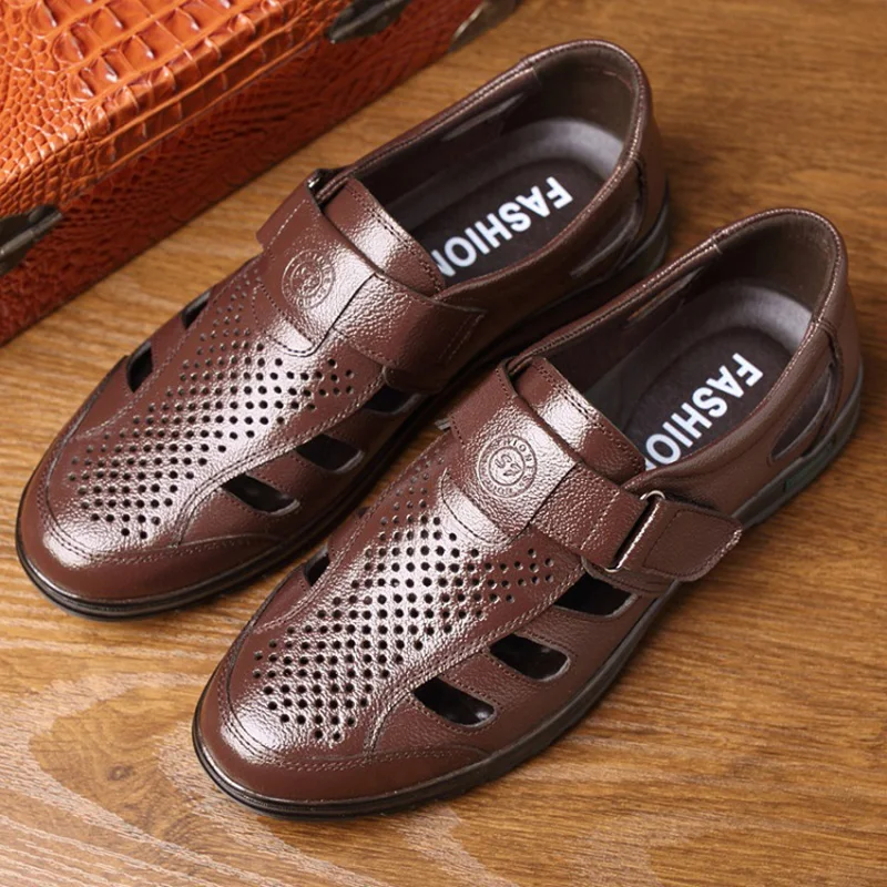 

Genuine Leather Sandals Men Shoes 2019 Summer Cow Leather Shoes Casual Holes Sandals Male Brand Footwear Black Brown A1223