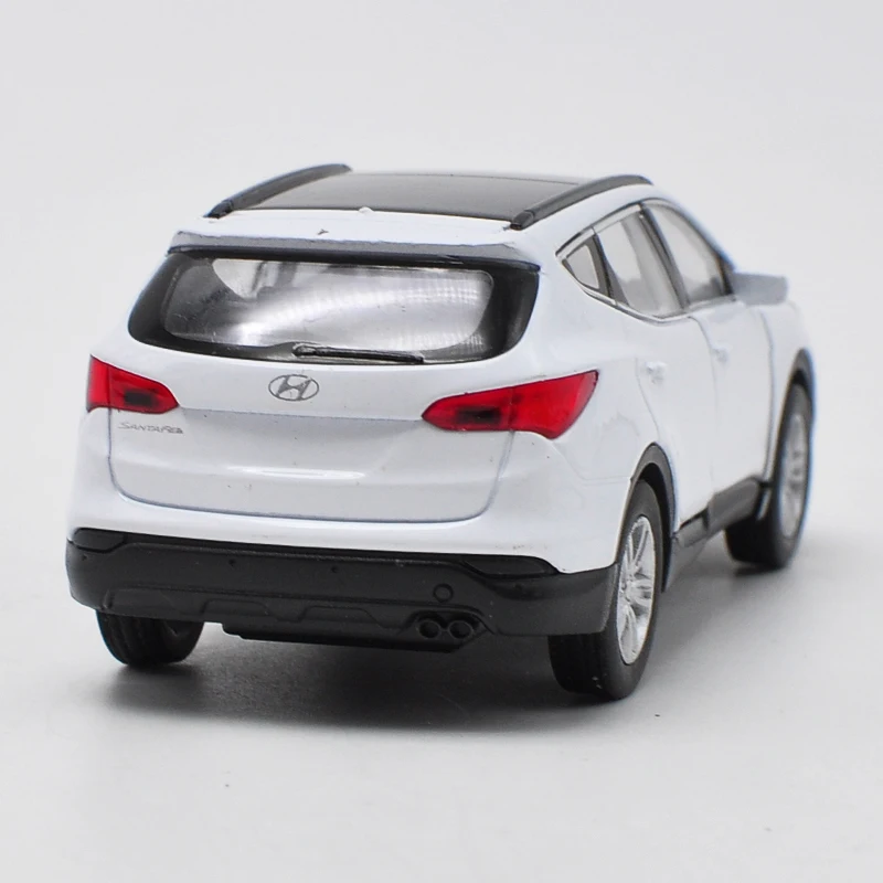 WELLY 1/36 HYUNDAI Santafe SUV литая под давлением модель автомобиля игрушка с вытягиванием назад для детей подарки коллекция игрушек