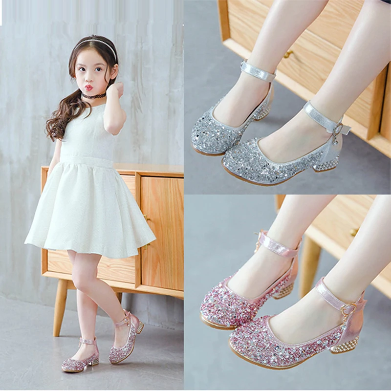 Детские золотые серебряные пайетки на высоком каблуке с цветочным рисунком для маленьких девочек; модельные туфли принцессы для детей; обувь для школьной вечеринки; свадебные туфли;