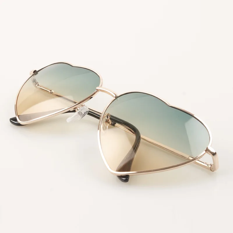 Женские солнцезащитные очки в форме сердца из металла Для женщин Брендовая Дизайнерская обувь модные оправы любовь линзы, солнцезащитные очки Oculos, UV400 - Цвет линз: as picture