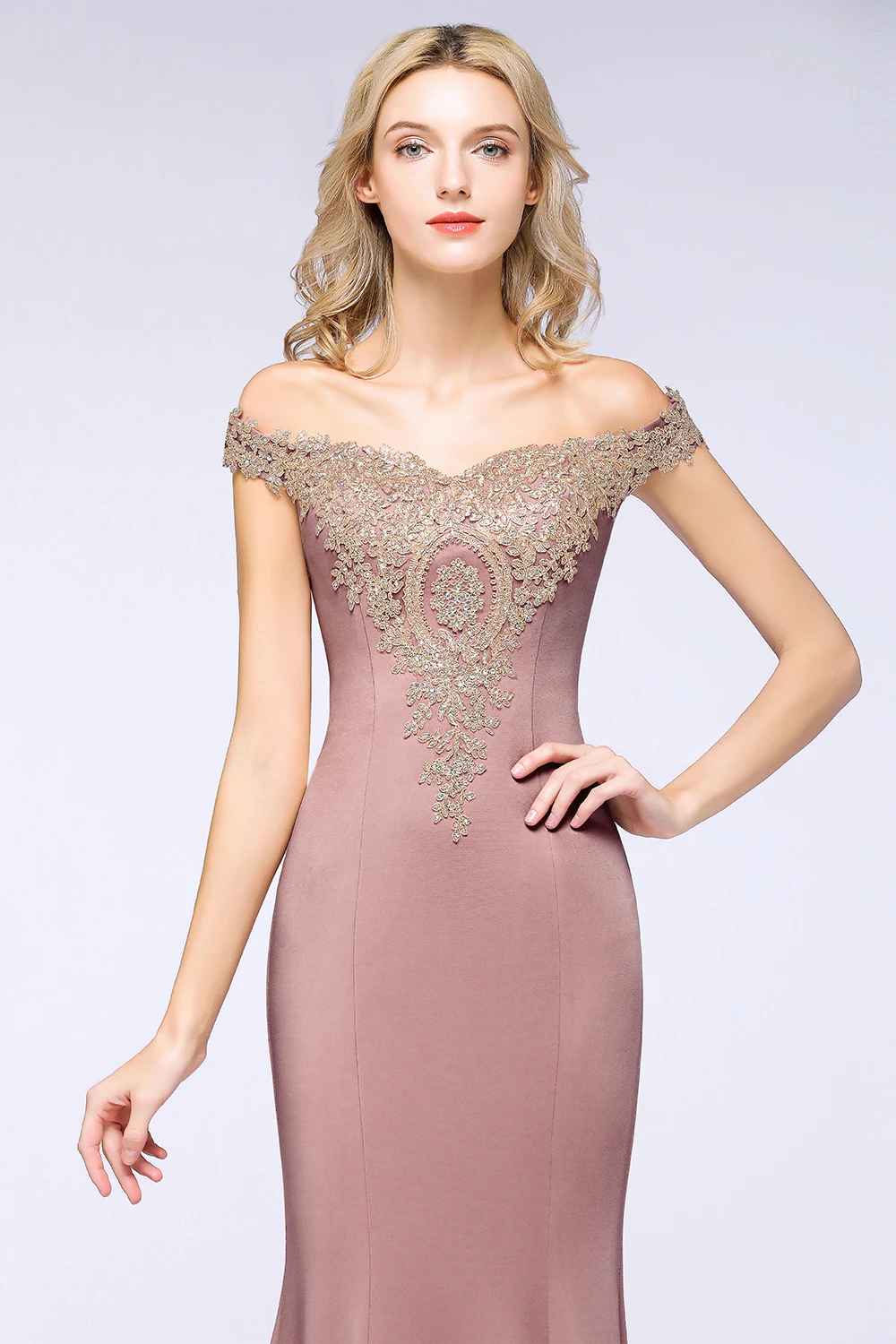 Robe De Soiree Applique Beading Royal Blue Evening Dresses Mermaid Long Formal Prom Off the Shoulder Party Dress 2019 New Style Robe De Soiree Applique Beading Royal Blue Evening Dresses Mermaid Long Formal Prom Off the Shoulder Party Dress 2019 New Style