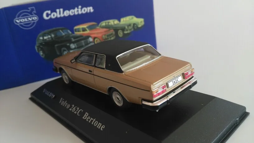 В LAS 1:43 VOLVO 262C Bertone сплав модель автомобиля литья под давлением металлические игрушки подарок на день рождения для детей мальчик