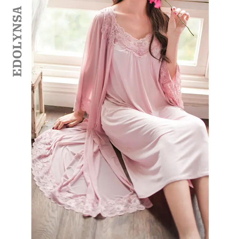 

2019 Romantic Two Pieces Sleepwear Women Night Wear Robe Gown Set Lace Kimono Soft Nightie Vintage Bathrobe Peignoir Sets T430