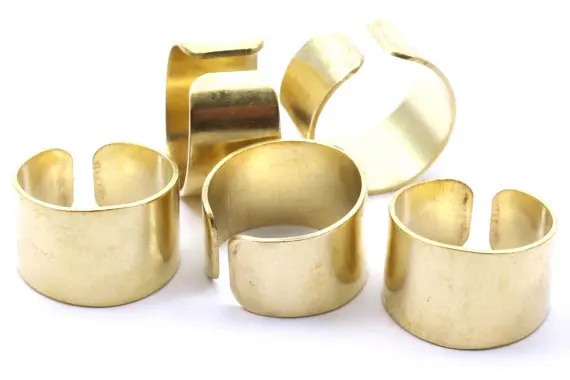 

12 Raw Brass Adjustable Ring Setting - 19 mm Width Size.mn53