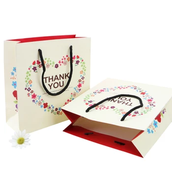 

20pcs/lot Gift Paper Bag With Handle 20X20cm "THANK YOU" Heart Square Decoration Large Capacity Storage Party Gift Portable Bag