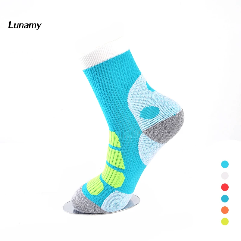 

Lunamy 2018 Professional Sports Basketball Socks Men Quick-Dry Cycling Camping Original Socks Women For Running Football Yoga