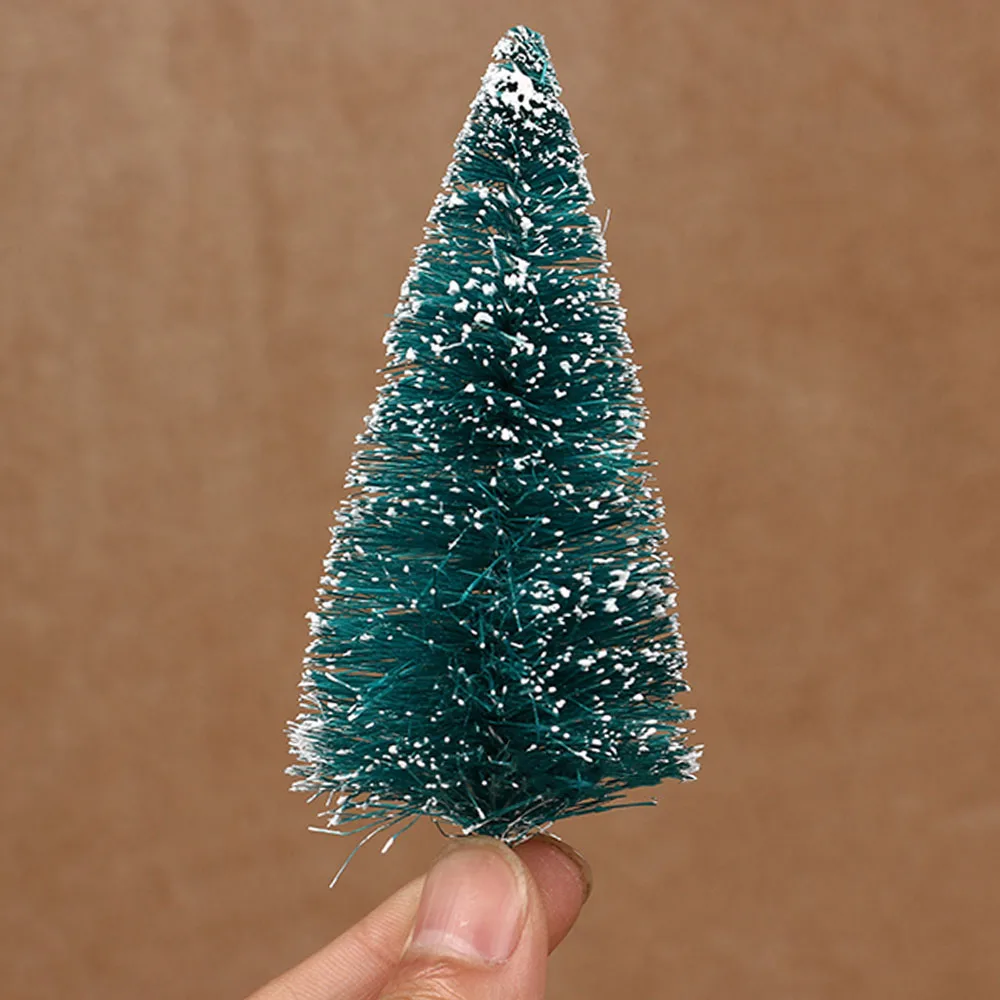 

5PCS Little Pine Shape Mini Christmas Tree Christmas Decoration A Small Pine Tree Placed In The Desktop Festival Ornament