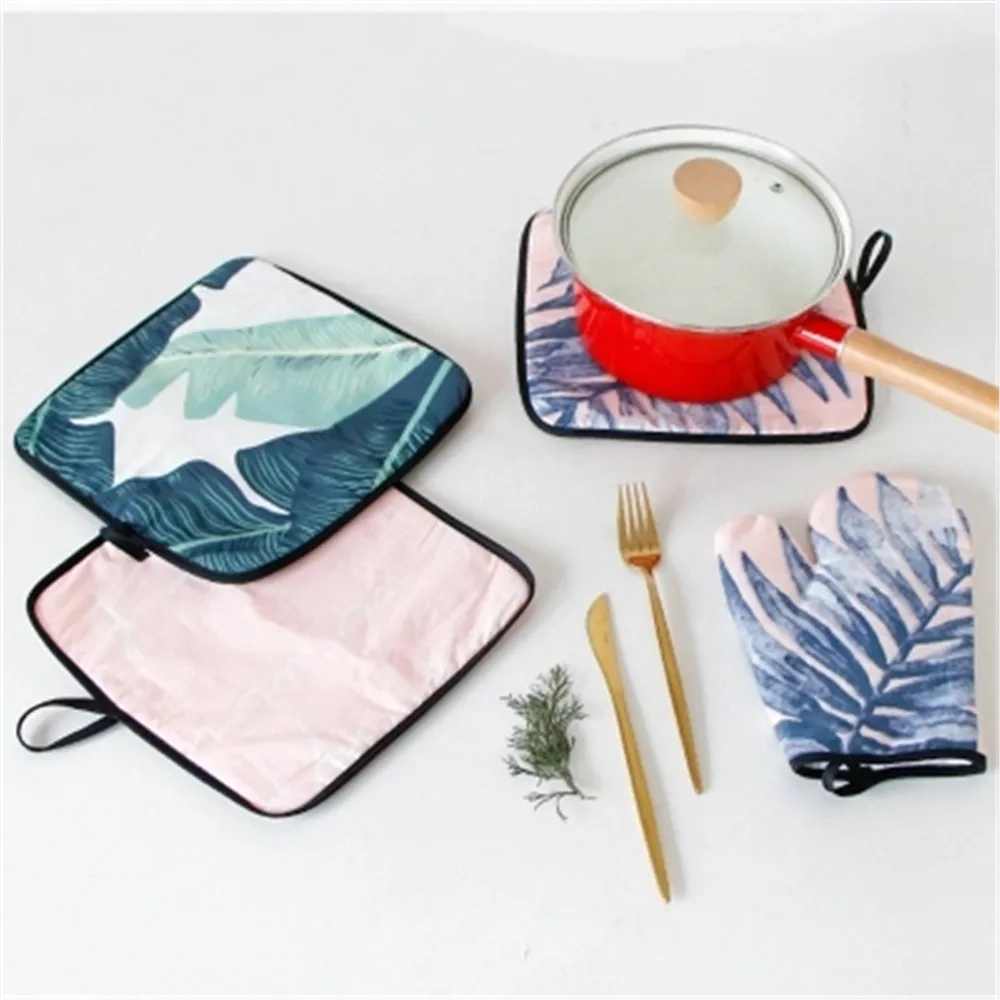 

Creative Flamingo Plants Placemats Square Cotton Linen Heat Insulation Pads Non Slip Placemat Bowl Coaster Home Decoration 1pc
