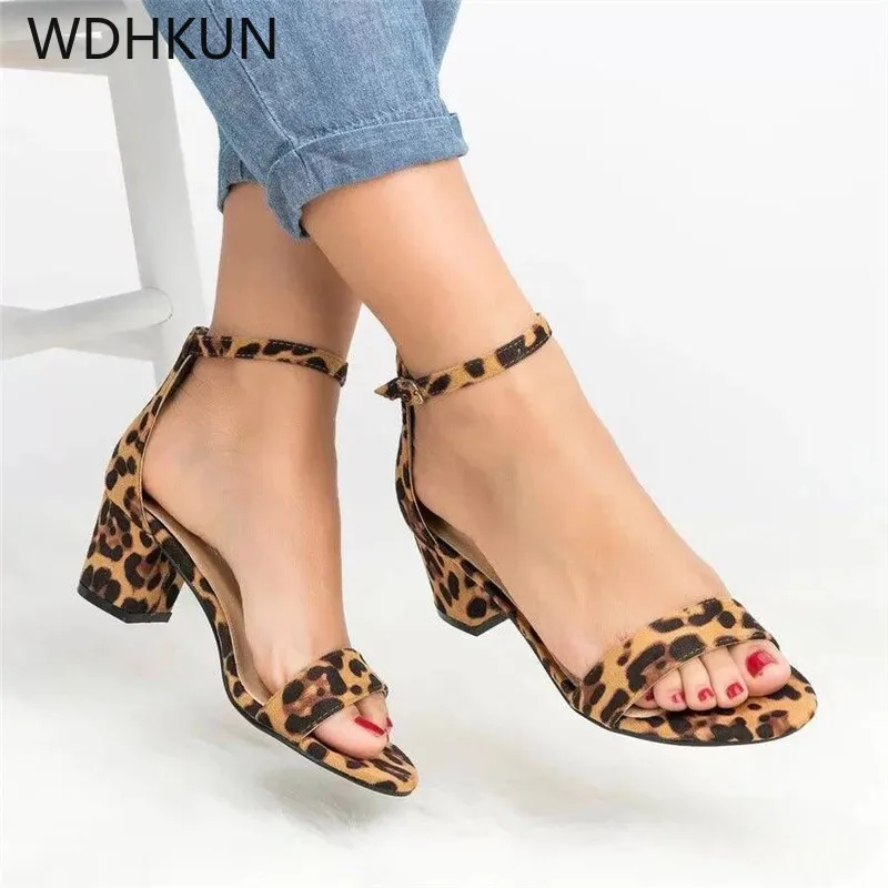 

2019 Ankle Strap Heels Leopard Print Women Sandals Summer Shoes Women Open Toe Chunky High Heels Party Dress Sandals Women Pumps