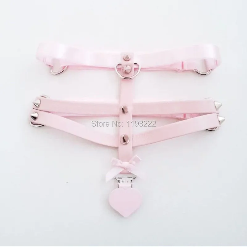

Sexy Harajuku Lolita Pastel Pink Real Leather Three Row Rivets Heart Leg Garter Belt Thigh Harness Suspender for Stocking