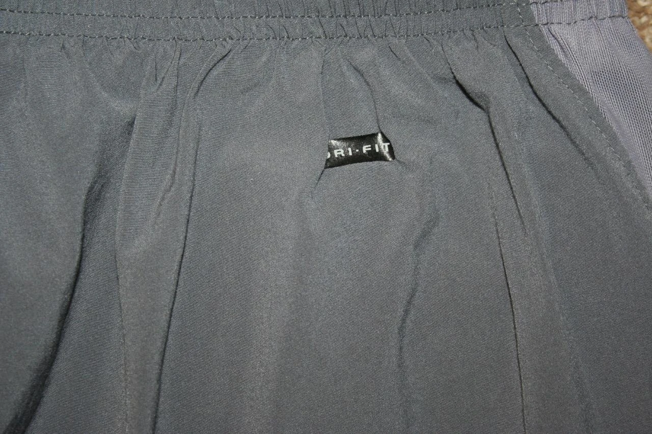 NIKE DRI-FIT Mens XL Lined Running Shorts Exercise Gray Gym Waist: 32 (4)
