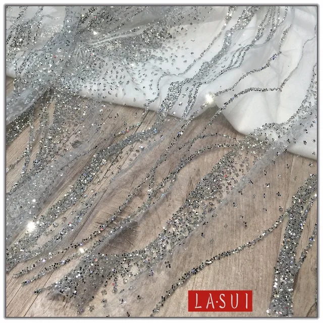 LASUI Hot Brick Beads Gold Silver Waves and Mountains: A 3D Sense of High-End Fashion