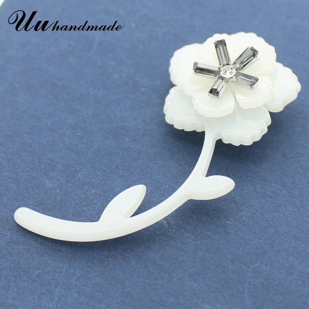 

Flower Brooch Lapel Pin Red Pins Acrylic Broches Vintage Broche Jewelry Fashion Brooches For Women Dresses 2017 Wedding Bouquets