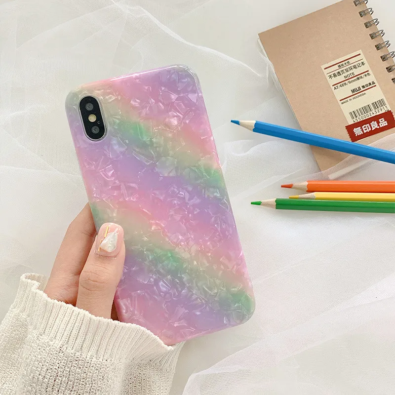 

Luxury Dreamy shell Pattern Rainbow Phone Case For iPhone X XSmax XR 7 7 Puls 6 6S 7 8 Puls Cases Retro Soft Silicon Back Cover