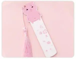 1pcs Pig Rulers Cute Stationery Sewing Ruler Wooden Set of Drafting Rules Student Cute Design Rulers Kawaii School Supplies - Цвет: Ruler