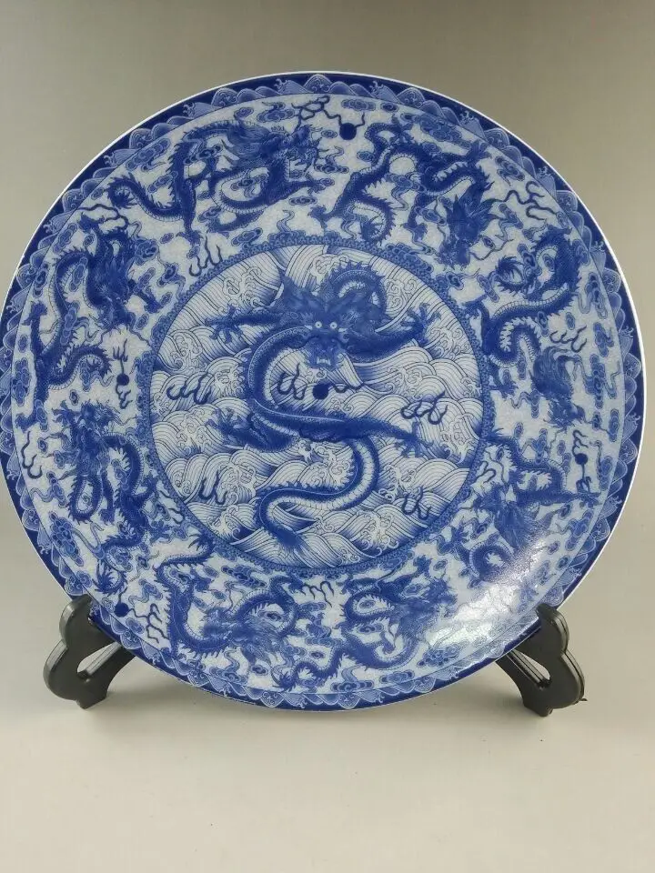Китайская антикварная круглая фарфоровая тарелка с драконом династии Цин 9