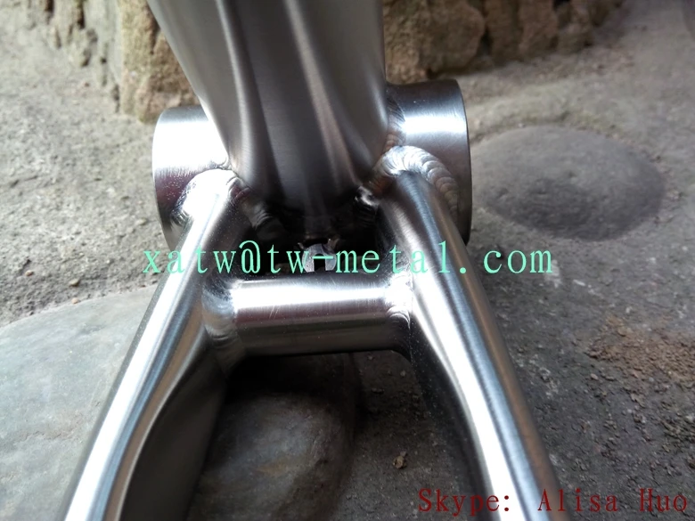 Sale new design!! titanium road bike frame with taper head tube 13