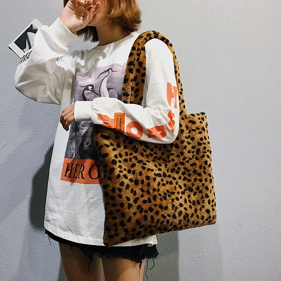 

2018 Autumn Winter Luxury Leopard Plush Bag Brand Women Shoulder Bag Quality Designer Large Handbag Totes Leopard Chest Bag 2018