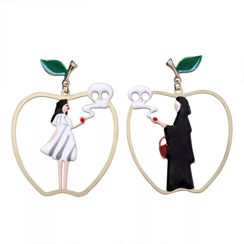 

2018 Amybaby Handmade fashion Designer Enamel Glaze White Snow Poison Apple Womens stud Earrings Jewelry For Party